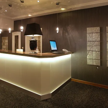 & Waldecker Hof 3* Виллинген