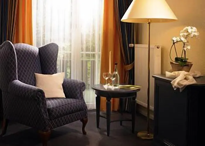 Hotell & Waldecker Hof 3*