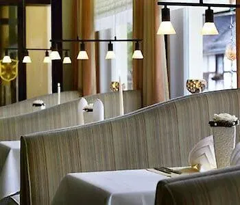 Hotell & Waldecker Hof