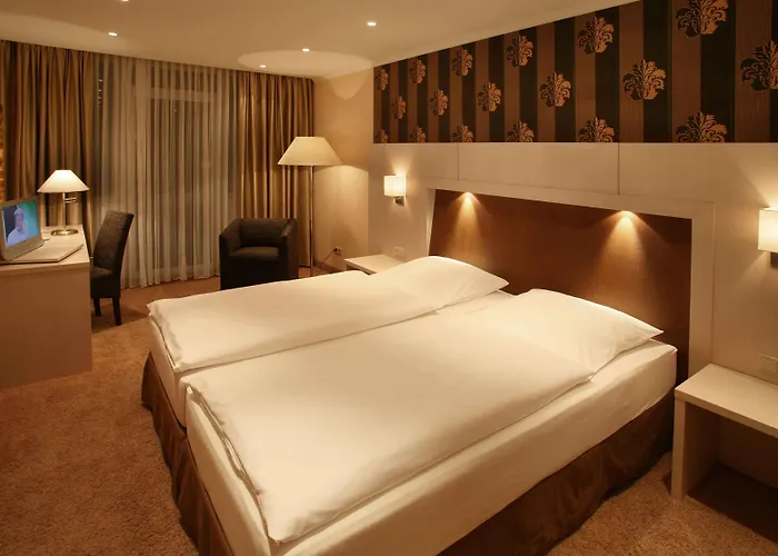 & Waldecker Hof Hotel